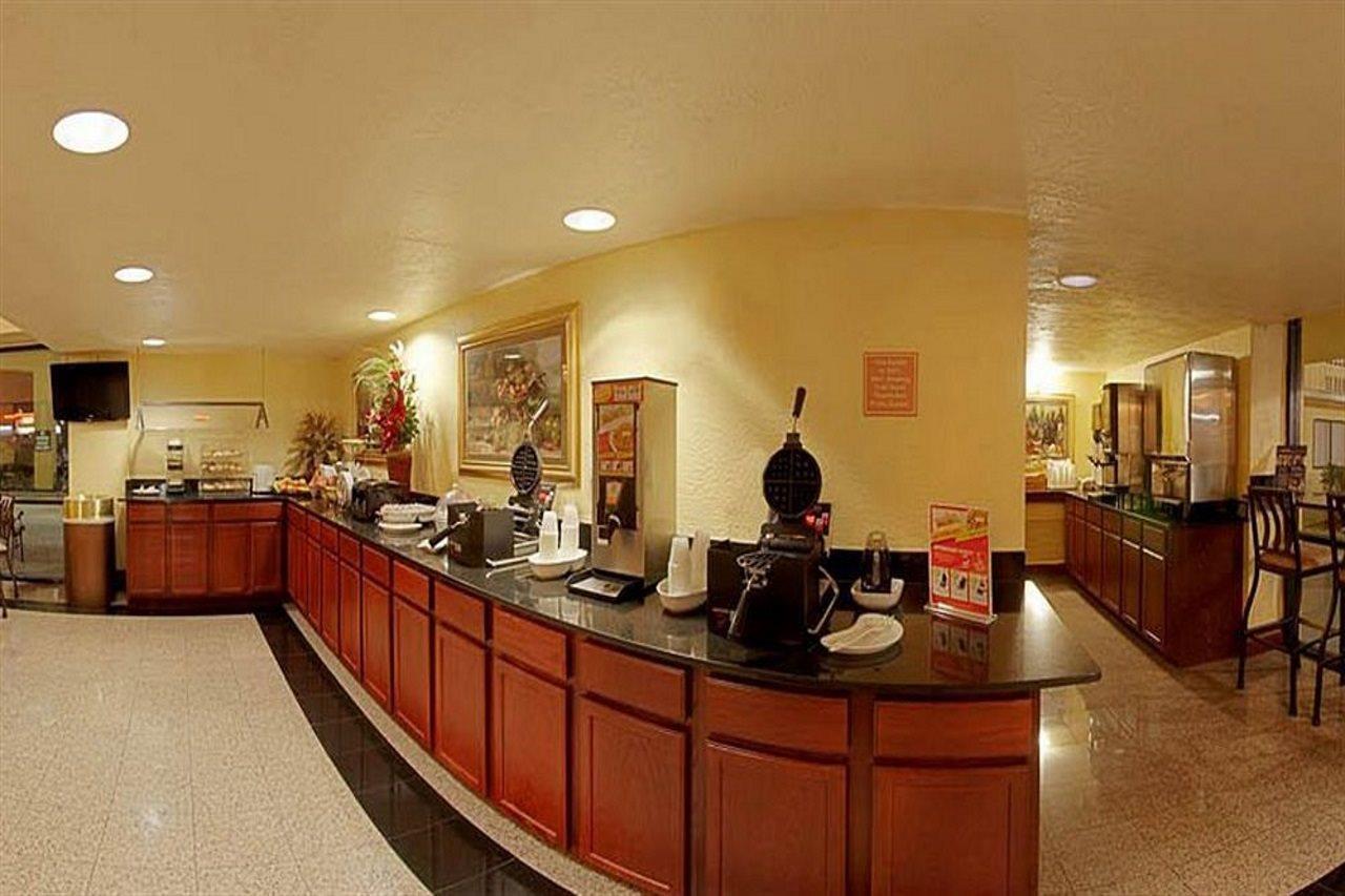 Mai Hana Hotel- Intl Drive, Trademark Collection By Wyndham Williamsburg Екстериор снимка